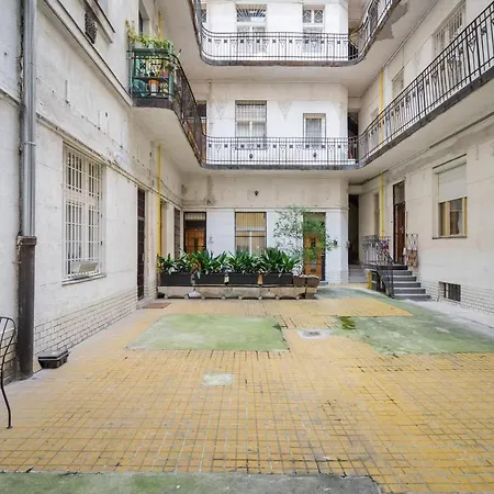 Z44- Boutique Apartment, Best Location. By Bqa *