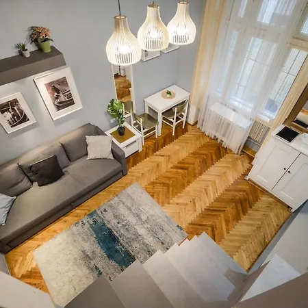 Z44- Boutique Apartment, Best Location. By Bqa * ブダペスト