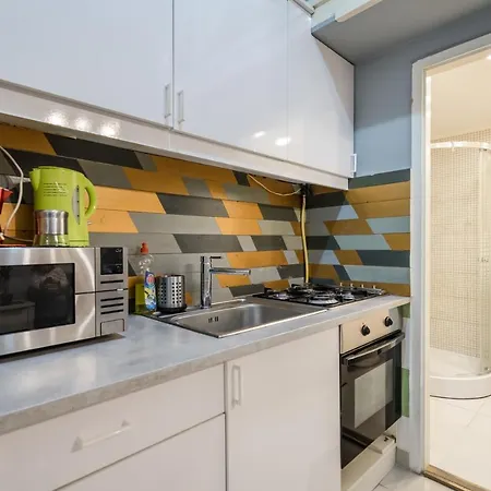 Z44- Boutique Apartment, Best Location. By Bqa